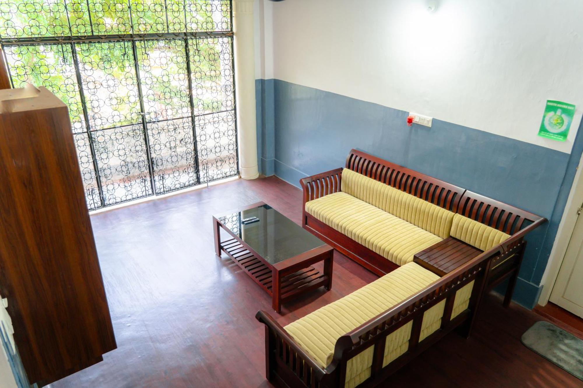 Auberge de jeunesse Leo Vishroam à Mysore Extérieur photo