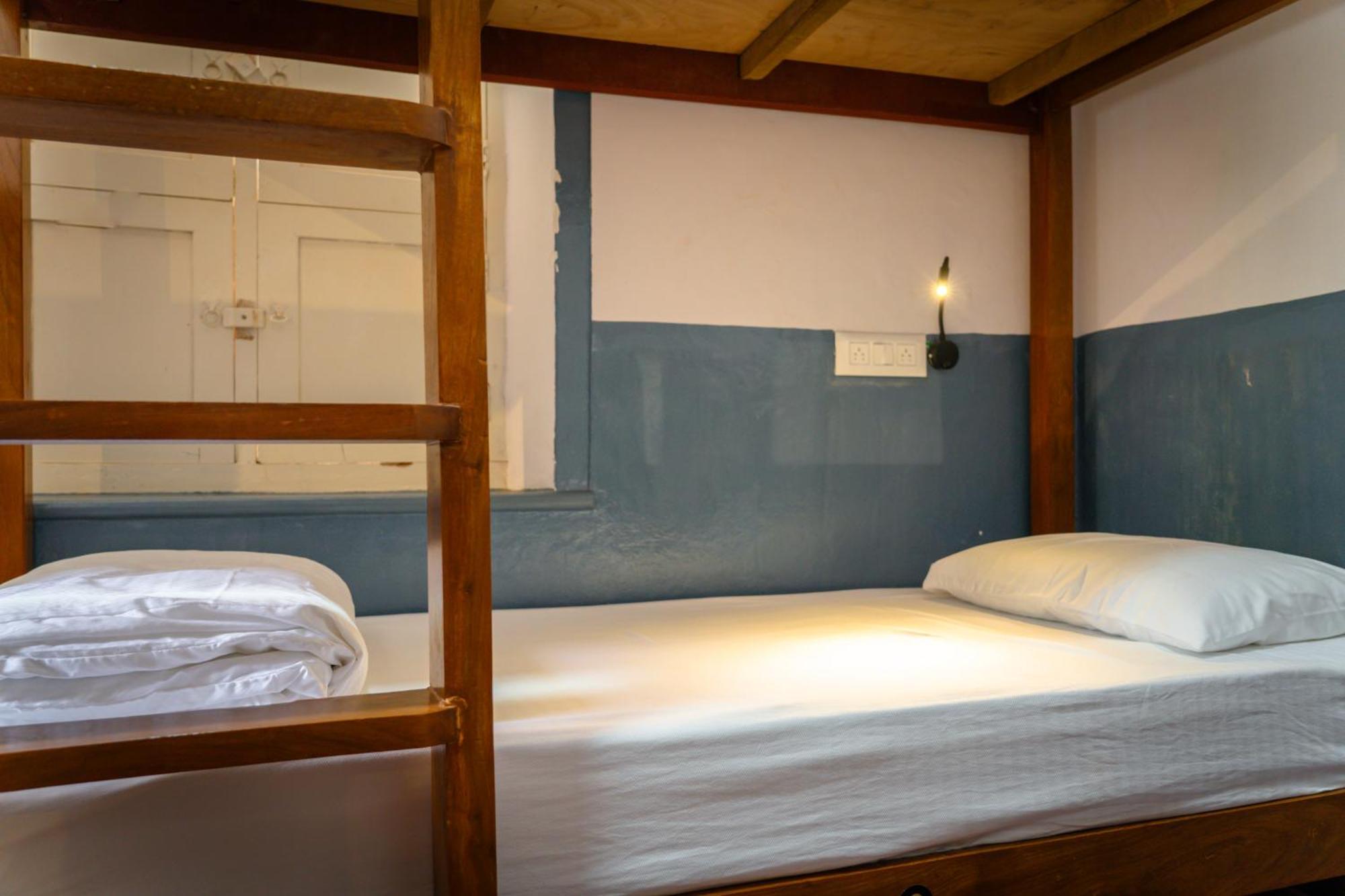 Auberge de jeunesse Leo Vishroam à Mysore Extérieur photo